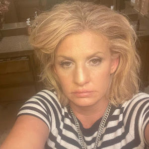 Meet your Posher, Christy